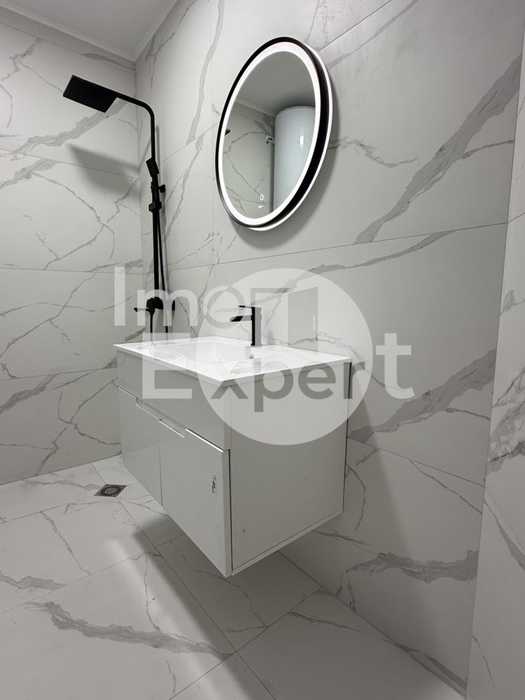 Тристаен апартамент до ключ с кухня акт16 в жк.Меден рудник - 0