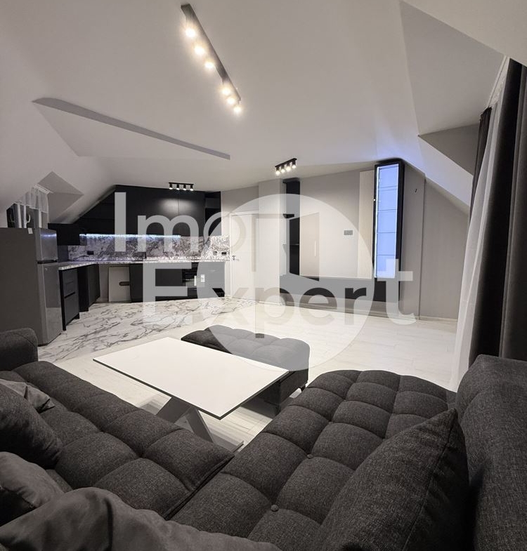 Тристаен апартамент до ключ с кухня акт16 в жк.Меден рудник - 0