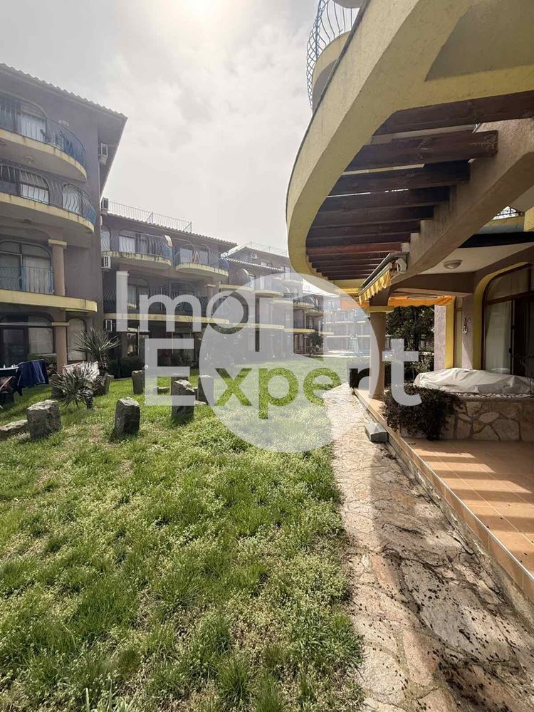 Апартамент с две спални на метри от морето-0 Апартамент с две спални на метри от морето - 0