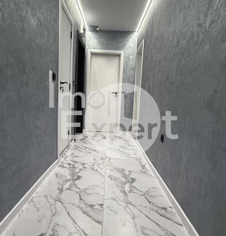 Тристаен апартамент до ключ с кухня акт16 в жк.Меден рудник - 0