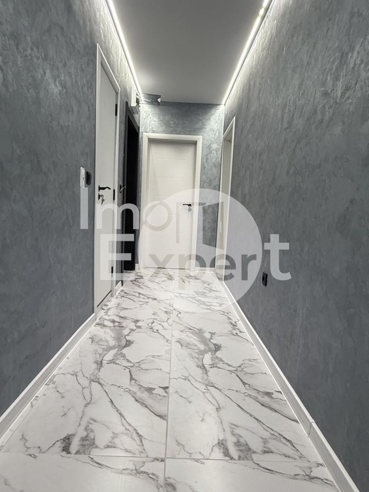 Тристаен апартамент до ключ с кухня акт16 в жк.Меден рудник - 0