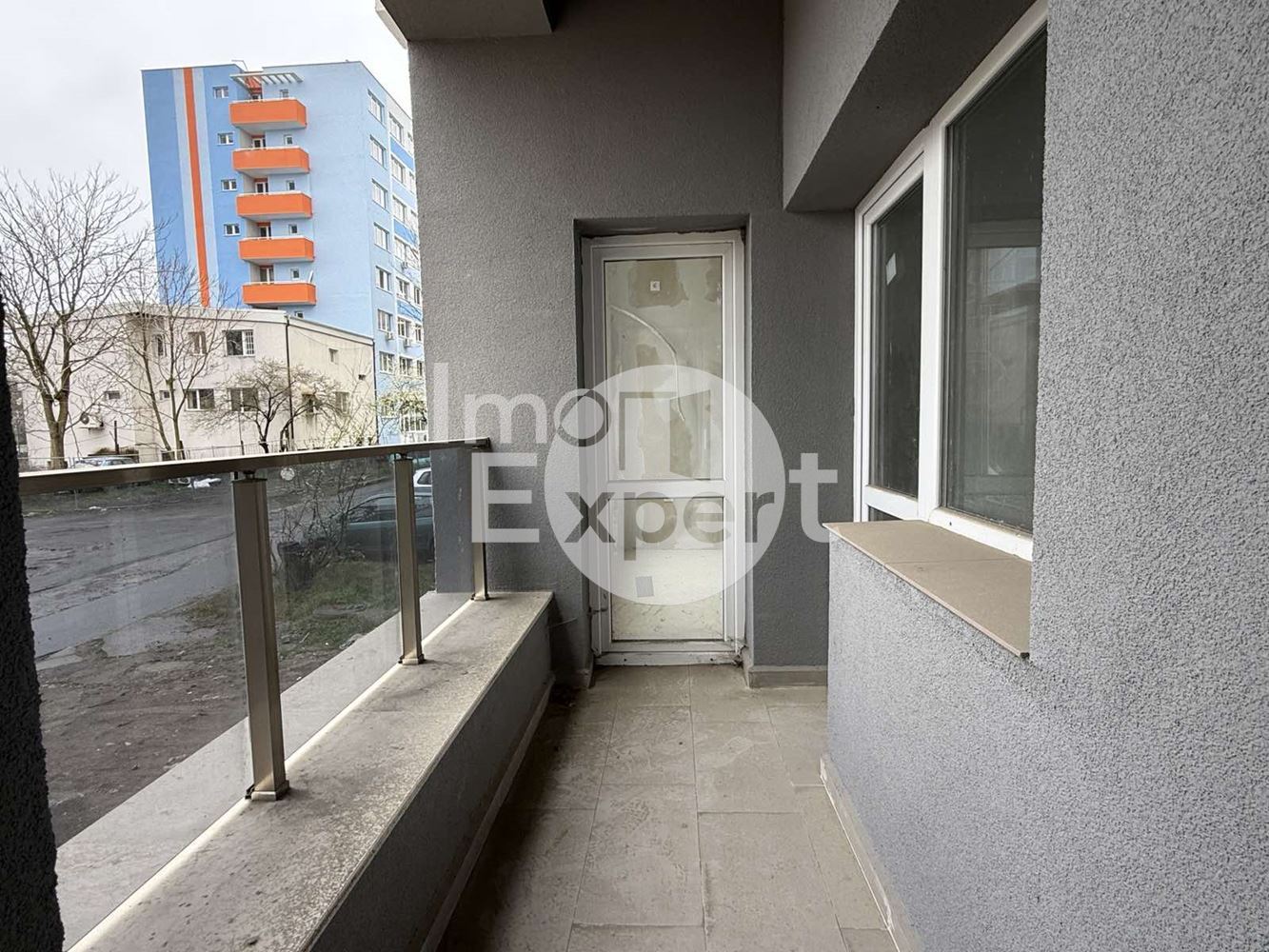 Тристаен апартамент в Зорница гр. Бургас - 0