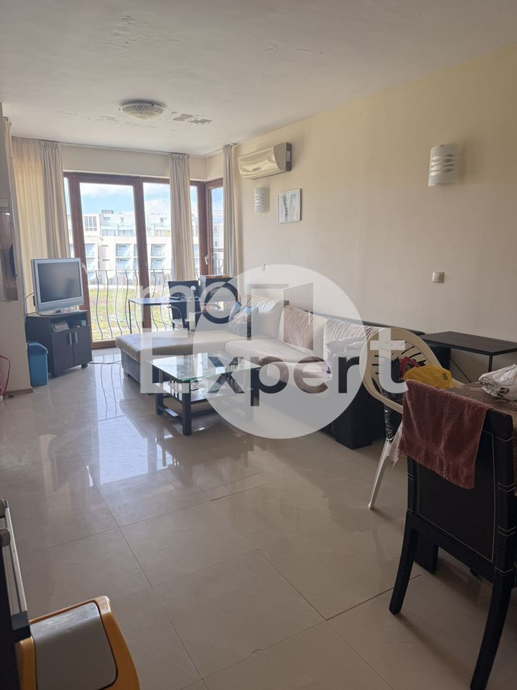 Апартамент с две спални на метри от морето-0 Апартамент с две спални на метри от морето - 0