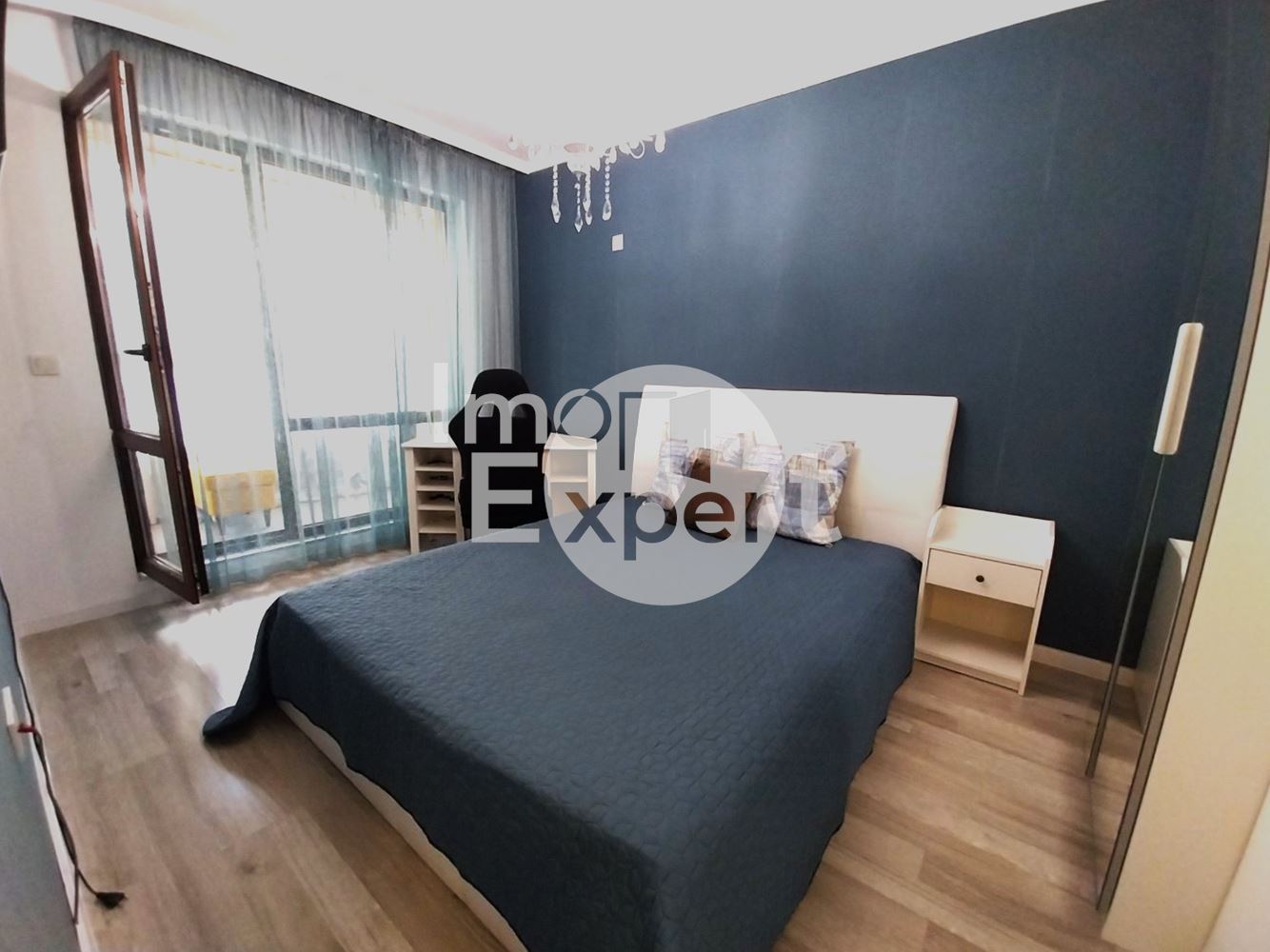 Луксозен, обзаведен, двустаен апартамент в Сарафово - 0