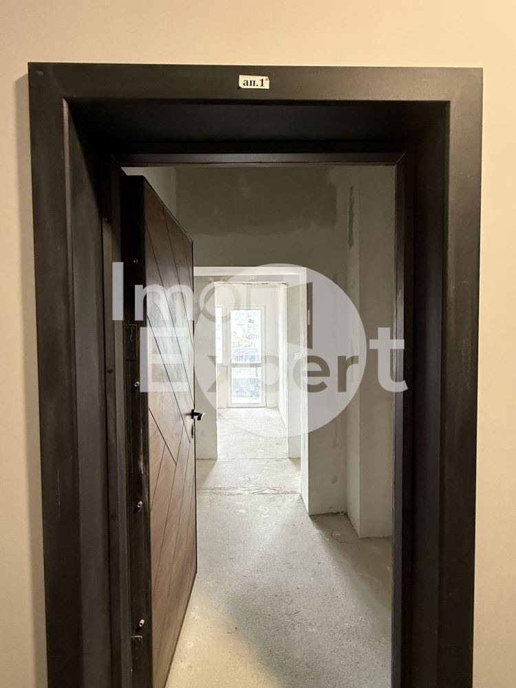 Тристаен апартамент в Зорница гр. Бургас - 0