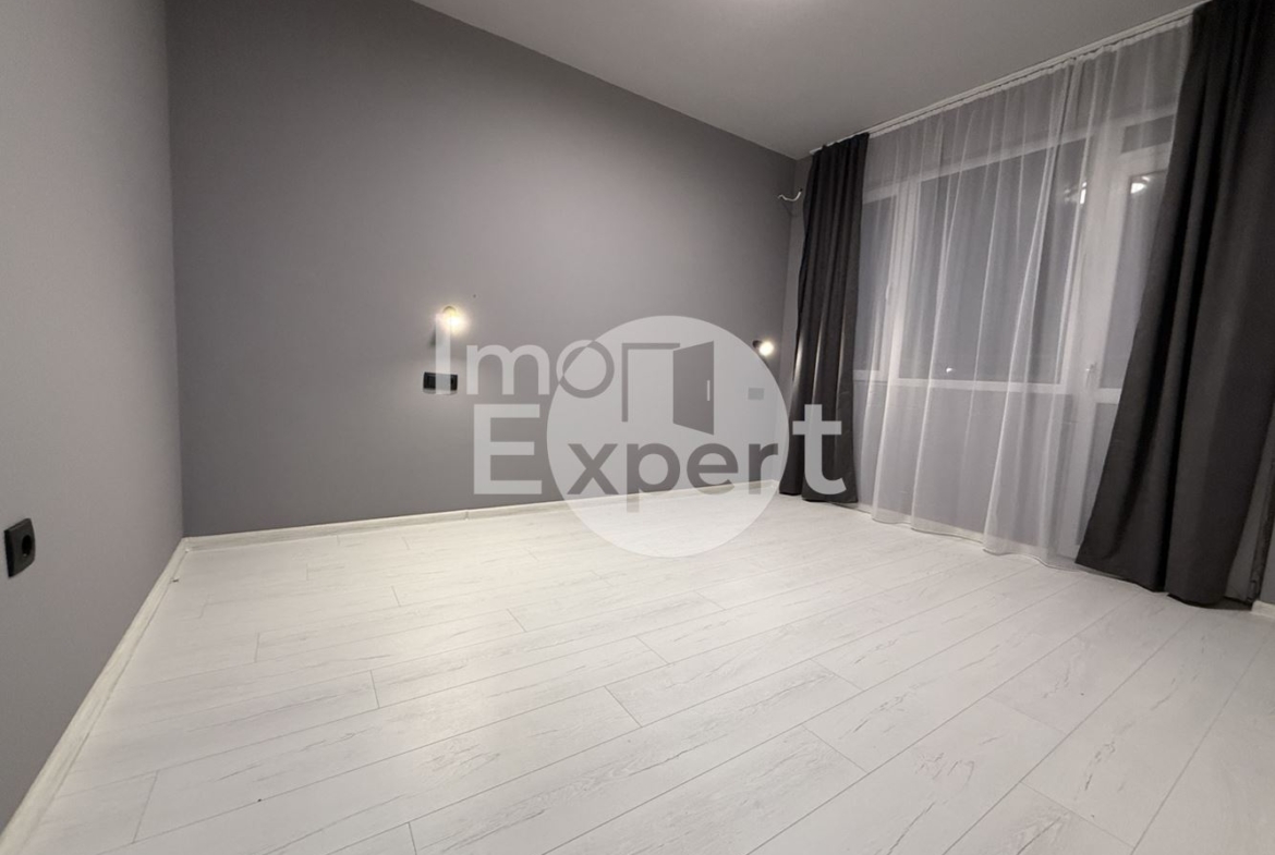 Тристаен апартамент до ключ с кухня акт16 в жк.Меден рудник - 0