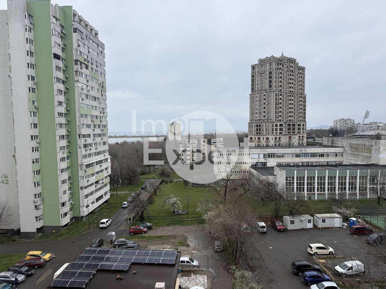 Тристаен апартамент в Зорница гр. Бургас - 0