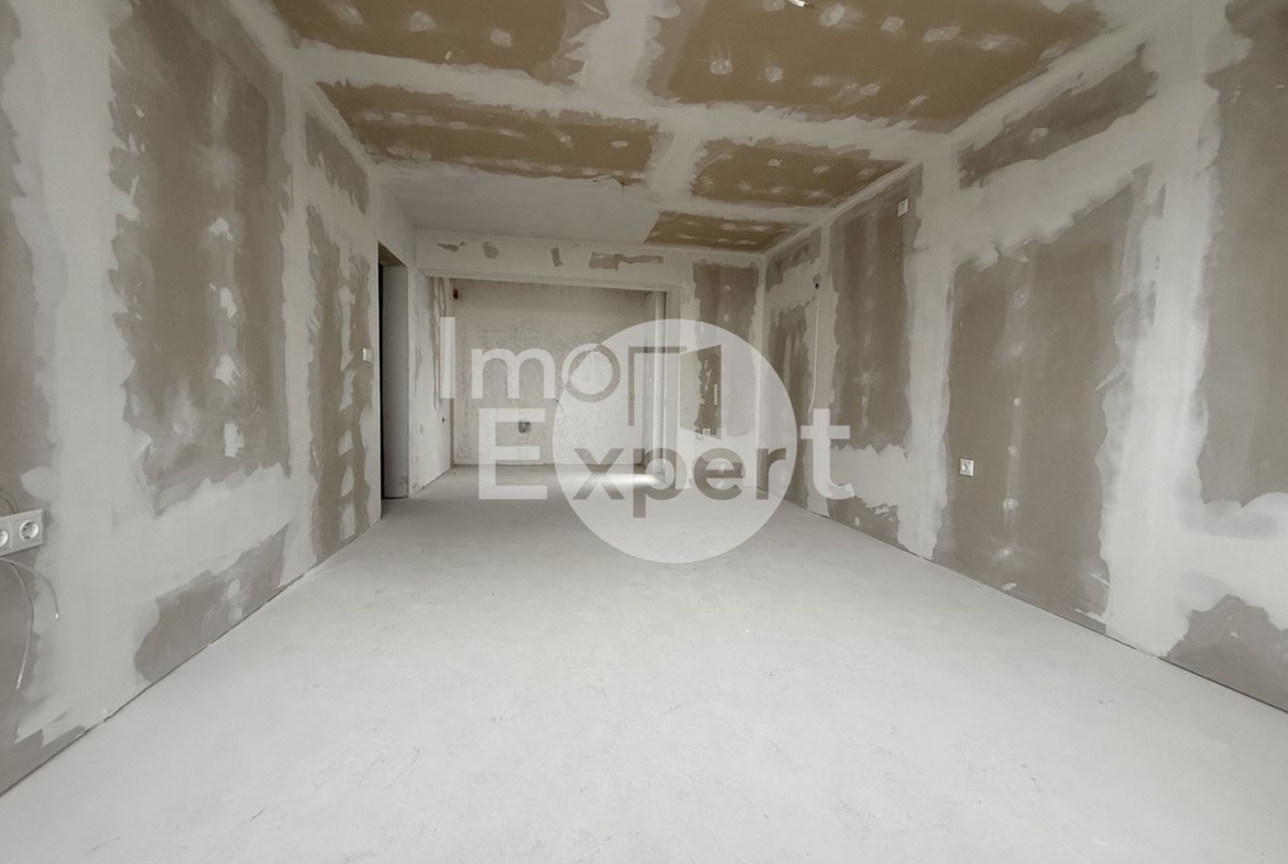 Тристаен апартамент в ж.к. Зорница - ПРЕД АКТ16 - 0