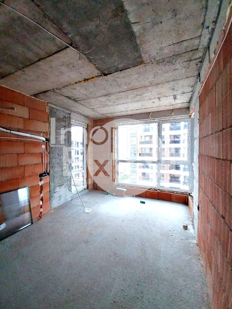 Апартамент с две спални и паркомясто в цената-0 Апартамент с две спални и паркомясто в цената - 0