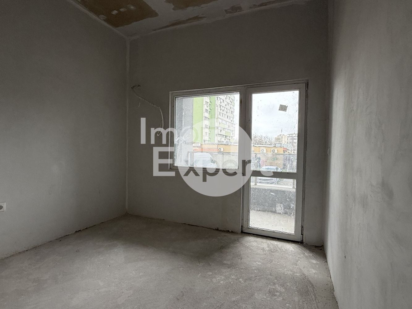 Тристаен апартамент в Зорница гр. Бургас - 0