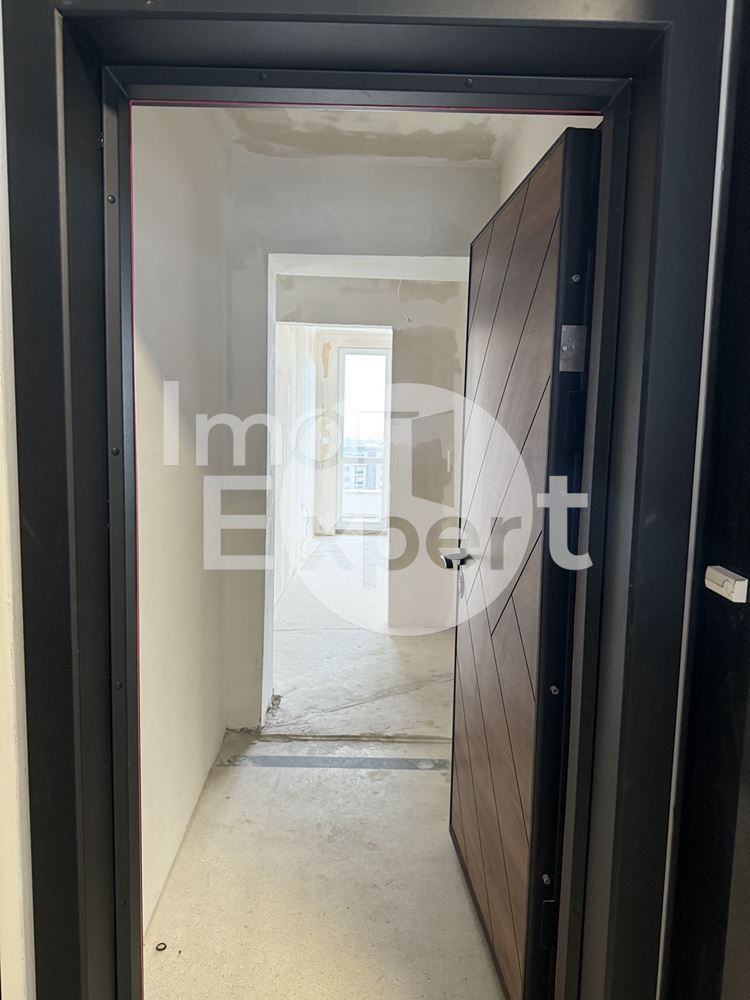 Тристаен апартамент в ж.к. Зорница - ПРЕД АКТ16 - 0