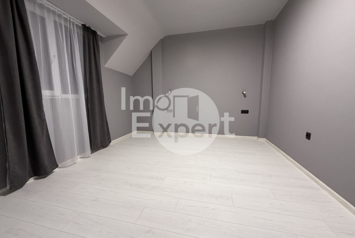 Тристаен апартамент до ключ с кухня акт16 в жк.Меден рудник - 0