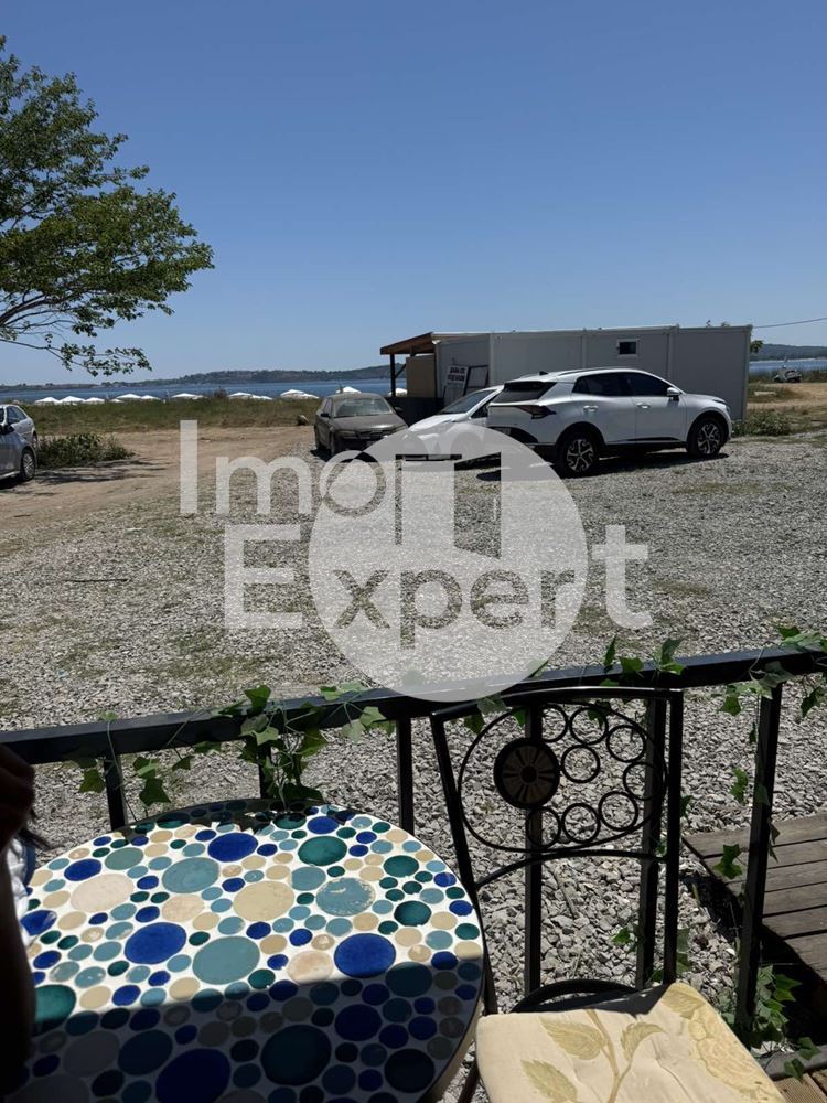 Бунгало на метри от морето - 0