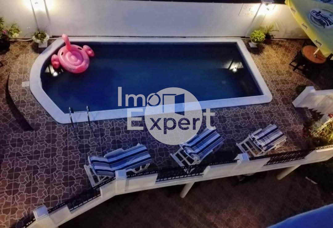 Продава се семеен хотел в Черноморец - 0